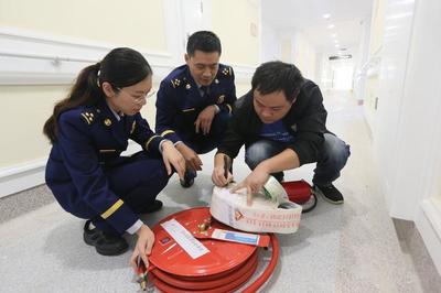 漢江消防重拳出擊開(kāi)展消防產(chǎn)品安全檢查