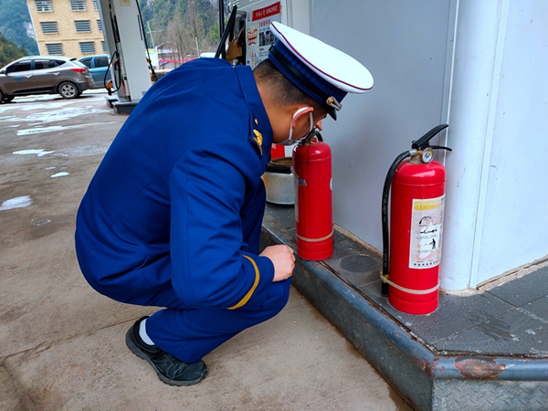 桑植消防開(kāi)展"315"消防產(chǎn)品專項(xiàng)檢查