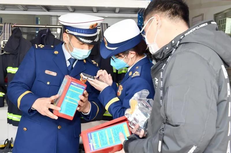 主動(dòng)作為強(qiáng)化服務(wù)--長(zhǎng)治消防深入復(fù)工復(fù)產(chǎn)企業(yè)檢查指導(dǎo)消防產(chǎn)品安全工作